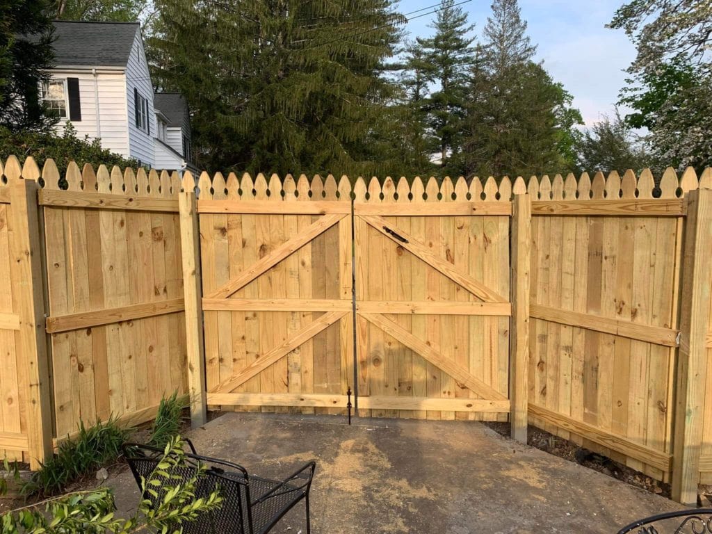 Wood Fence and Gate Installation