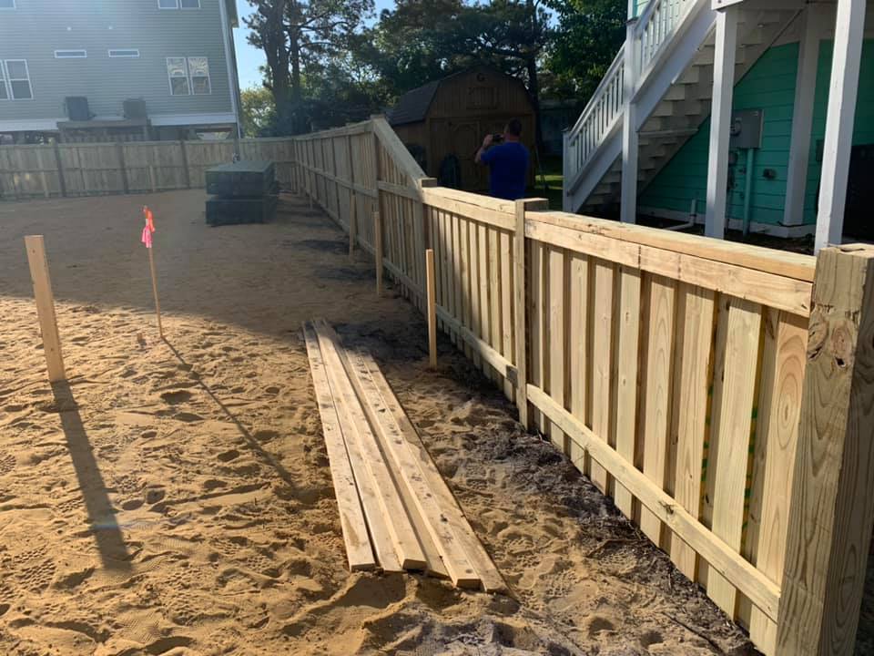 Cost of Material - Which is Cheaper: Wood Fence or Chain Link Fence?